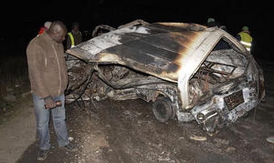 برخورد تانکر با چند خودرو در کنیا ده‌ها کشته برجا گذاشت