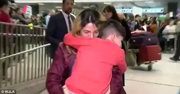 کودک 5 ساله ایرانی در فرودگاه آمریکایی برای چندین ساعت بازداشت شد+ تصاویر