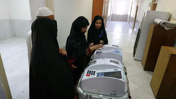 حضور پرشور مردم ایرانشهر پای صندوق‌های رای