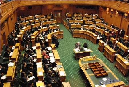 پارلمان نیوزیلند حمله تروریستی به مجلس شورای اسلامی را محکوم کرد