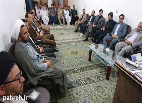 گزارش تصویری/دیدار رئیس و کارکنان دادگستری ایرانشهر با امام جمعه شهرستان