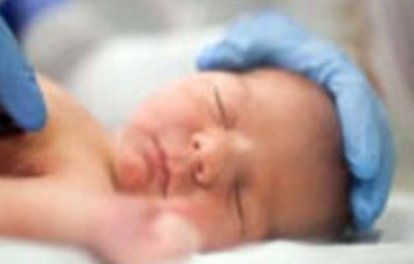تولد نوزاد عجول توسط تکنسین های اورژانس ایرانشهر