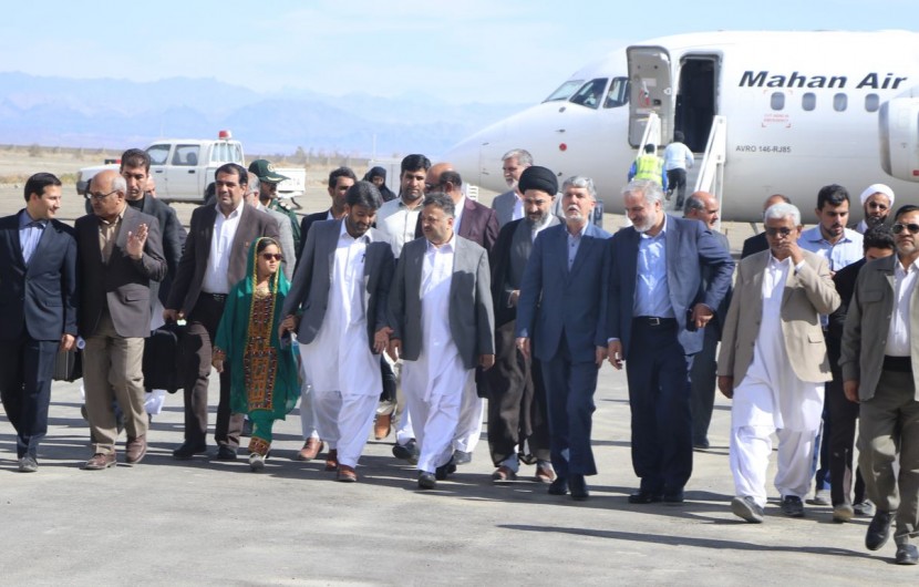پرواز وزیر فرهنگ و ارشاد اسلامی در ایرانشهر به زمین نشست