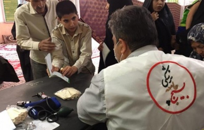ویزیت رایگان 784 بیمار در ایرانشهر/100میلیون ریال داروی رایگان توزیع شد