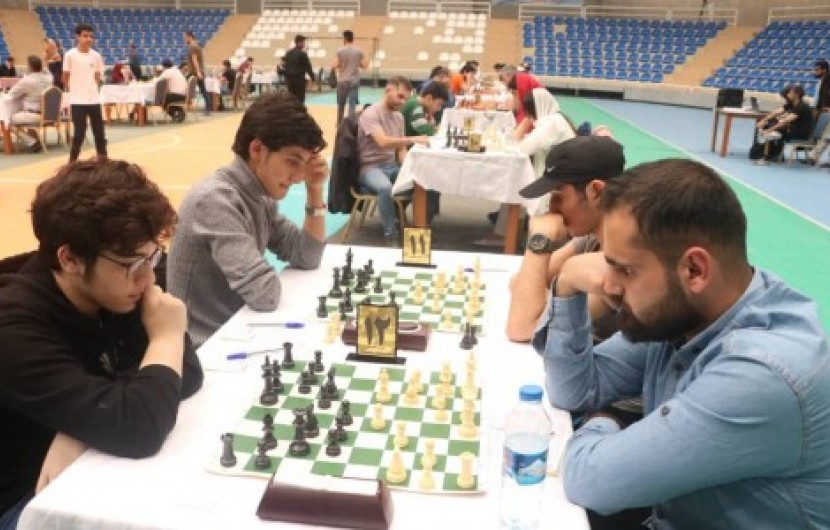 بریز و بپاش میلیونی برای 60 نفر/ مسابقات بین المللی چابهار آبروی شطرنج ایران را برد!