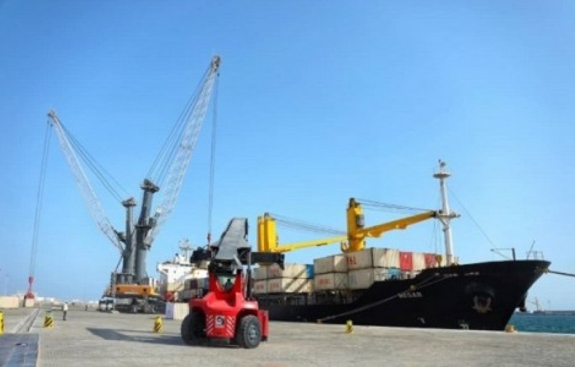 چهارمین کشتی حامل گندم اهدایی هند به افغانستان در بندر چابهار پهلو گرفت