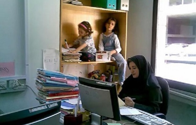 انصراف از مهر مادری به علت اخراج از کار!/مرخصی زایمان و کمک هزینه بارداری دغدغه ‏بانوان شاغل در سیستان وبلوچستان