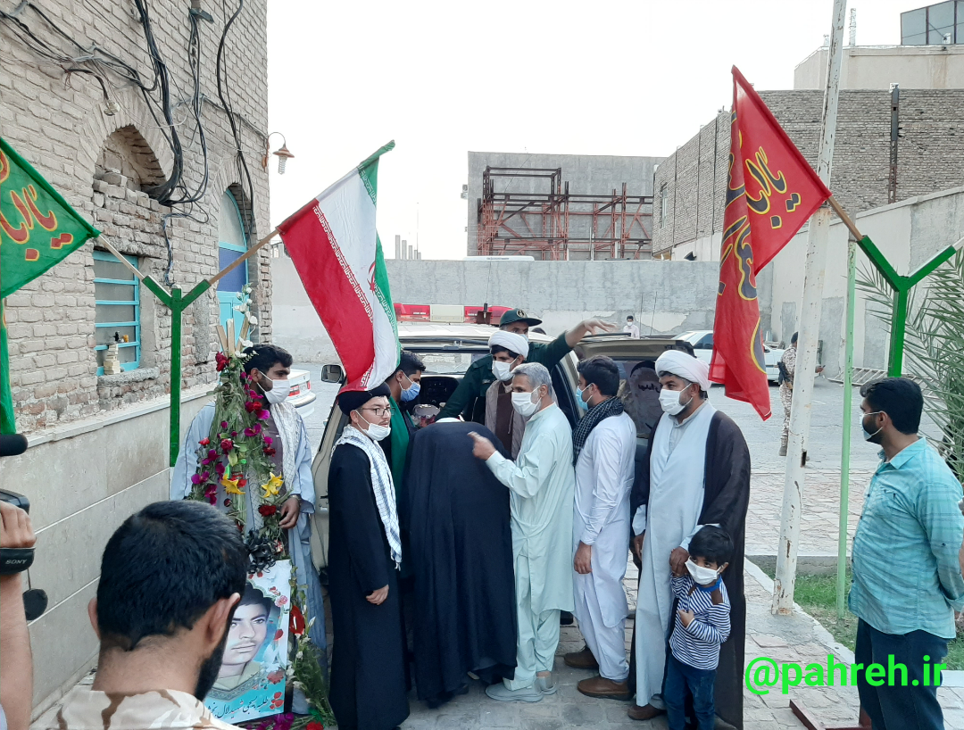 برگزاری مراسم وداع با پیکر مطهر شهید شهلی بر، در مسجد جامع آل رسول(ص) ایرانشهر