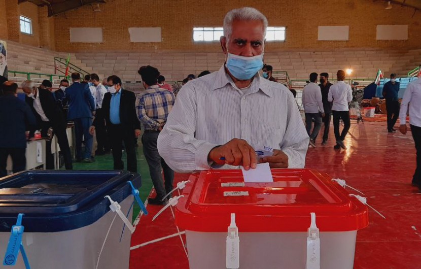 رای گیری انتخابات ریاست جمهوری و شوراهای اسلامی در141 شعبه در ایرانشهر  آغاز شد